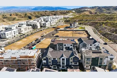 27317 Bear Creek Lane, Valencia, CA 91381 - Photo 46