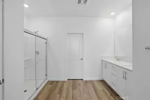 27317 Bear Creek Ln, Valencia, CA 91381 - Photo 16