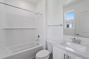 27317 Bear Creek Ln, Valencia, CA 91381 - Photo 20