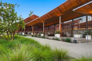 27317 Bear Creek Ln, Valencia, CA 91381 - Photo 30