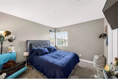 15541 Saldana Court, Fontana, CA 92337 - Photo 8