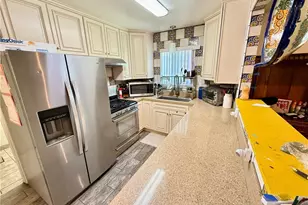 19107 Lyle Ave, Corona, CA 92881 - Photo 12