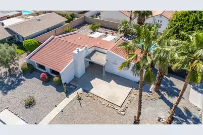 52745 Avenida Obregon, La Quinta, CA 92253 - Photo 8