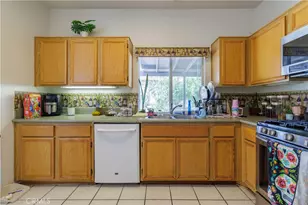 1393 Rabbit Peak, Hemet, CA 92545 - Photo 14