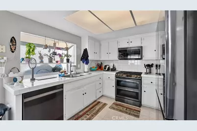 1913 W Wakeham, Santa Ana, CA 92704 - Photo 14