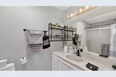 1913 W Wakeham, Santa Ana, CA 92704 - Photo 24