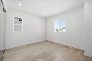 23704 Wilcox Dr, Newhall, CA 91321 - Photo 12