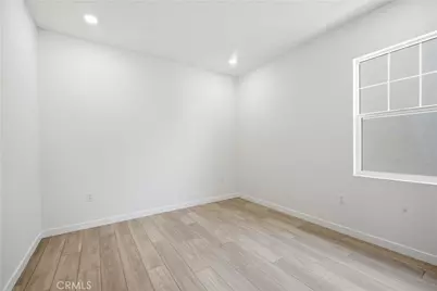 23704 Wilcox Drive, Newhall, CA 91321 - Photo 14