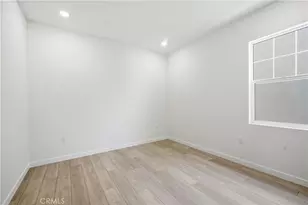 23704 Wilcox Dr, Newhall, CA 91321 - Photo 14