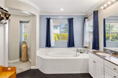15790 Rock Point, Fontana, CA 92336 - Photo 54