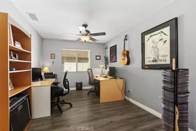 12390 Jacaranda, Riverside, CA 92503 - Photo 16