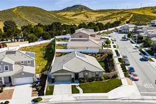 6529 Zion Wy, Jurupa Valley, CA 92509 - Photo 36