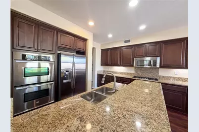 28327 Serenity Falls Way, Menifee, CA 92585 - Photo 2