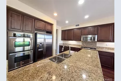 28327 Serenity Falls Way, Menifee, CA 92585 - Photo 2