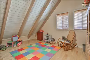 27720 St Bernard Ln, Lake Arrowhead, CA 92352 - Photo 44
