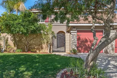 879 Derby, Corona, CA 92882 - Photo 2