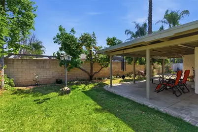 1019 Meadowview Court, Corona, CA 92880 - Photo 32