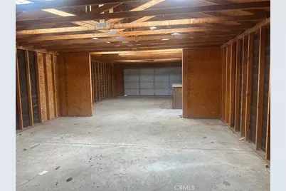 15970 Lindero, Victorville, CA 92395 - Photo 2