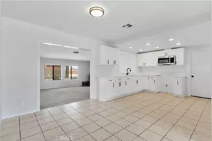 15970 Lindero, Victorville, CA 92395 - Photo 14