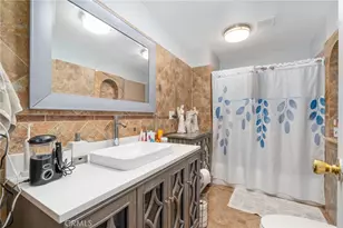 2166 W Alameda Ave, Anaheim, CA 92801 - Photo 24