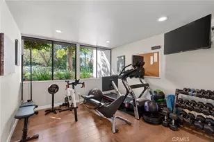 2023 Arroyo Dr, Riverside, CA 92506 - Photo 48