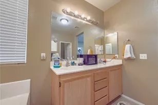 9421 Dragon Tree Dr, Hesperia, CA 92344 - Photo 16