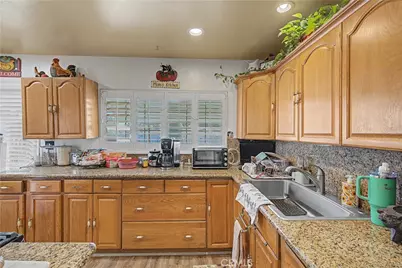 1710 E McKinley Avenue, Pomona, CA 91767 - Photo 6