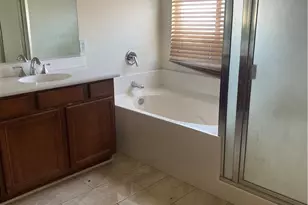 17667 View Mt Ct, Victorville, CA 92395 - Photo 12