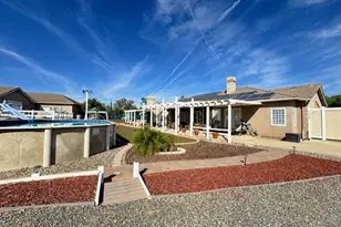 18063 Twin Lakes, Riverside, CA 92508 - Photo 8