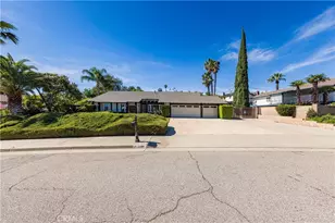 2286 Century, Riverside, CA 92506 - Photo 2