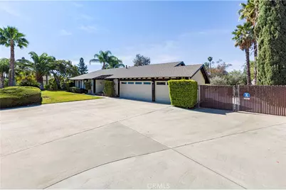 2286 Century, Riverside, CA 92506 - Photo 4