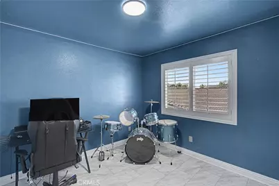 12714 Dorsey Court, Victorville, CA 92392 - Photo 14