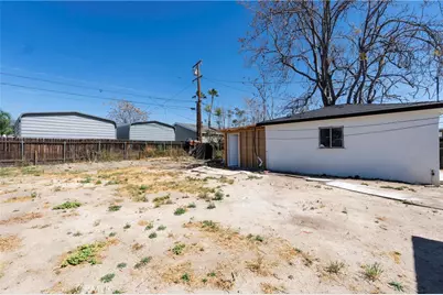 25160 Elmo, San Bernardino, CA 92404 - Photo 24