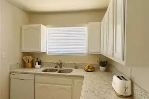 10563 Las Lunitas, Tujunga, CA 91042 - Photo 14