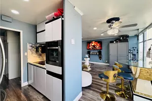 100 Atlantic Ave, Long Beach, CA 90802 - Photo 26