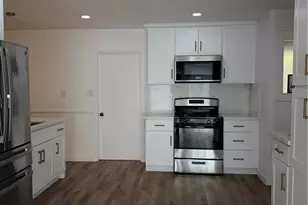 1720 Elsinore Circle, Oxnard, CA 93035 - Photo 10