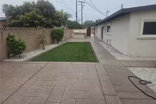 1720 Elsinore Circle, Oxnard, CA 93035 - Photo 32