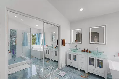 172 Goldenrod Avenue, Perris, CA 92570 - Photo 18