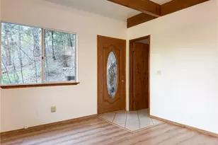 24035 Alpine Dr, Crestline, CA 92325 - Photo 12