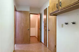 24035 Alpine Dr, Crestline, CA 92325 - Photo 16