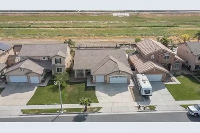 2143 Willowbrook, Perris, CA 92571 - Photo 2