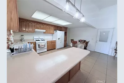 16212 Owen, Fontana, CA 92335 - Photo 10