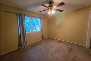 231 Hillandale Ct, Riverside, CA 92507 - Photo 8