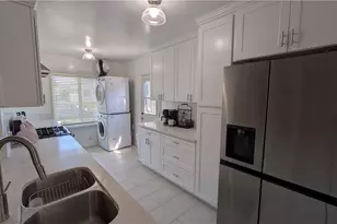 478 W Shamwood, Covina, CA 91723 - Photo 10