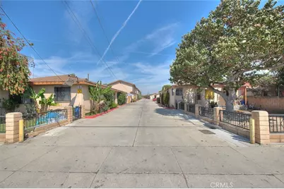 4863 Elizabeth Street, Cudahy, CA 90201 - Photo 2