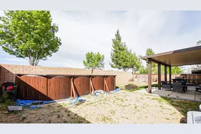 11938 Tiffany, Victorville, CA 92392 - Photo 38