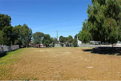 13838 Redlands, Moreno Valley, CA 92555 - Photo 26