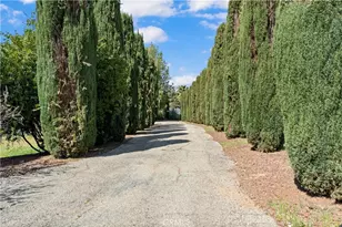 16872 Iris, Riverside, CA 92504 - Photo 2