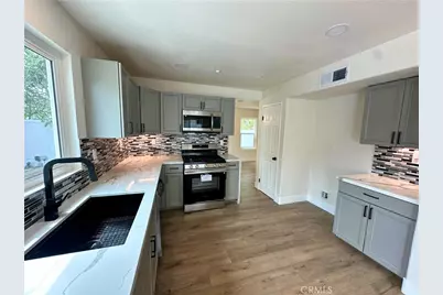 16769 Spy Glass Court, Fontana, CA 92336 - Photo 10