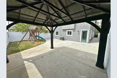 16769 Spy Glass Court, Fontana, CA 92336 - Photo 24